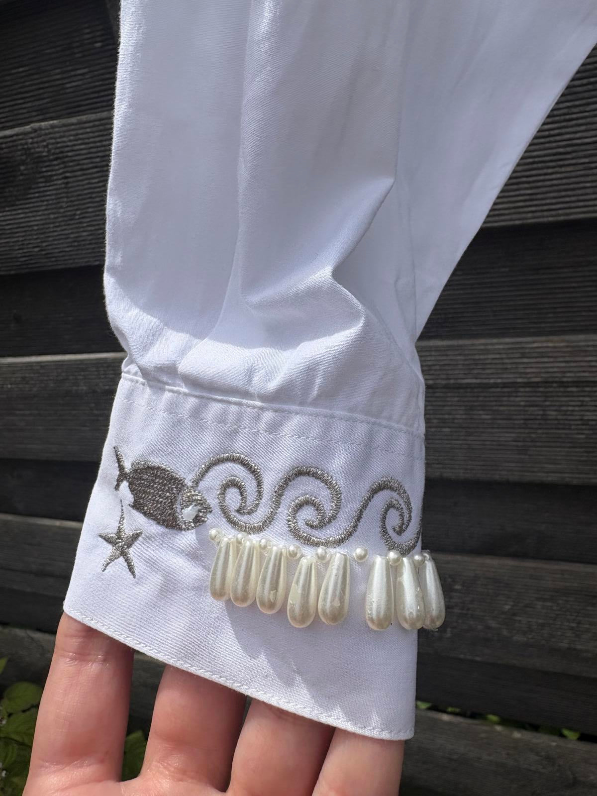 Vintage 1980s Sea Theme Fish Shell Embroidered Summer Shirt Pearls