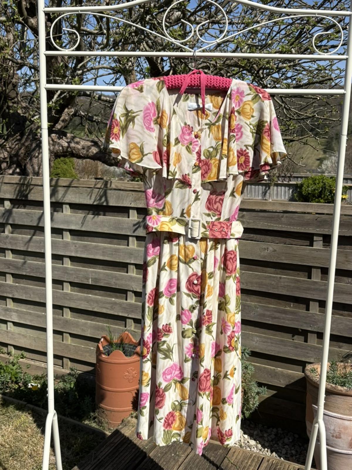St Michael M&S Cape Sleeve Floaty Summer Floral Dress Belt Size 10