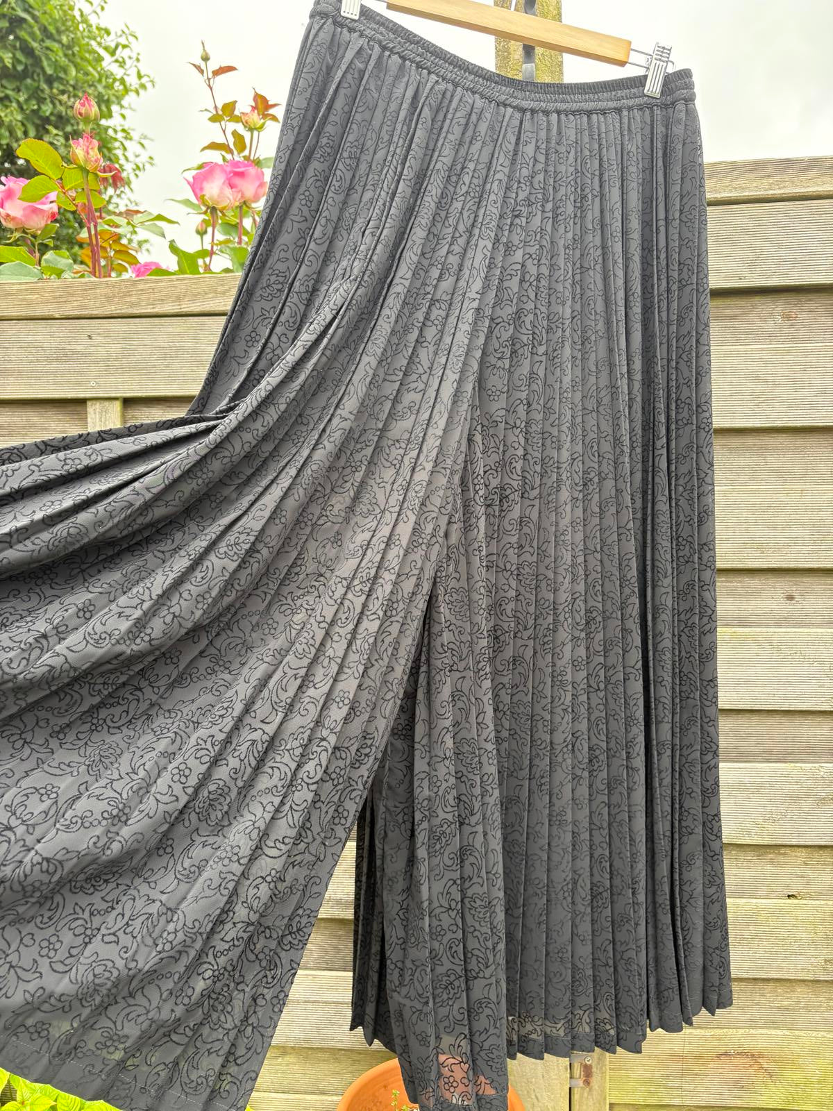 Vintage 80s Whimsigoth Sheer Velvet Flock Pleated Maxi Culottes Size 10