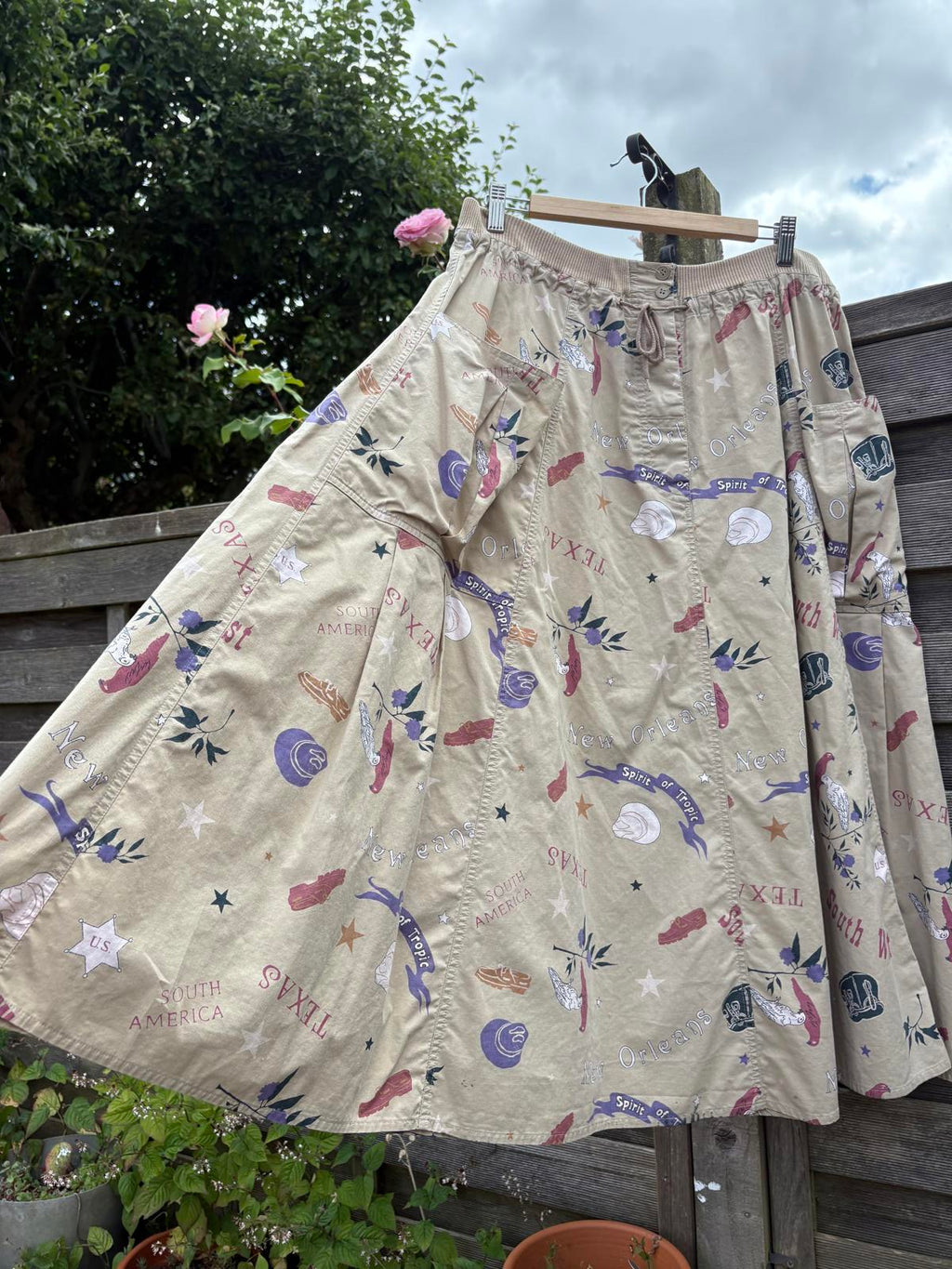 Mondi 80s Full Novelty Print America Southern States Skirt